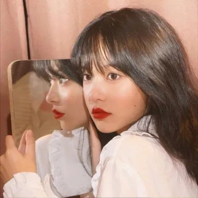 女孩的灵缇犬 封面