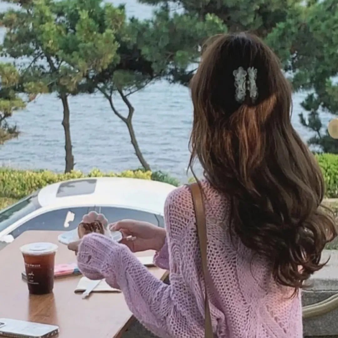 老娘还没死第二季 封面